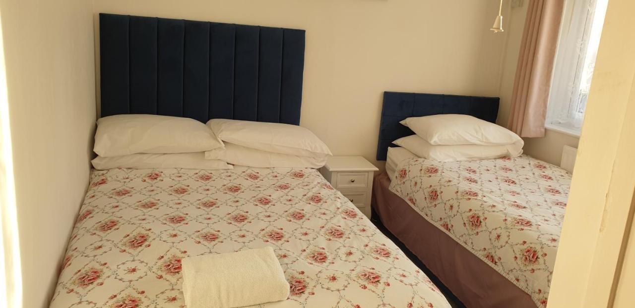 Tivoli Bungalow Weston-super-Mare Ngoại thất bức ảnh